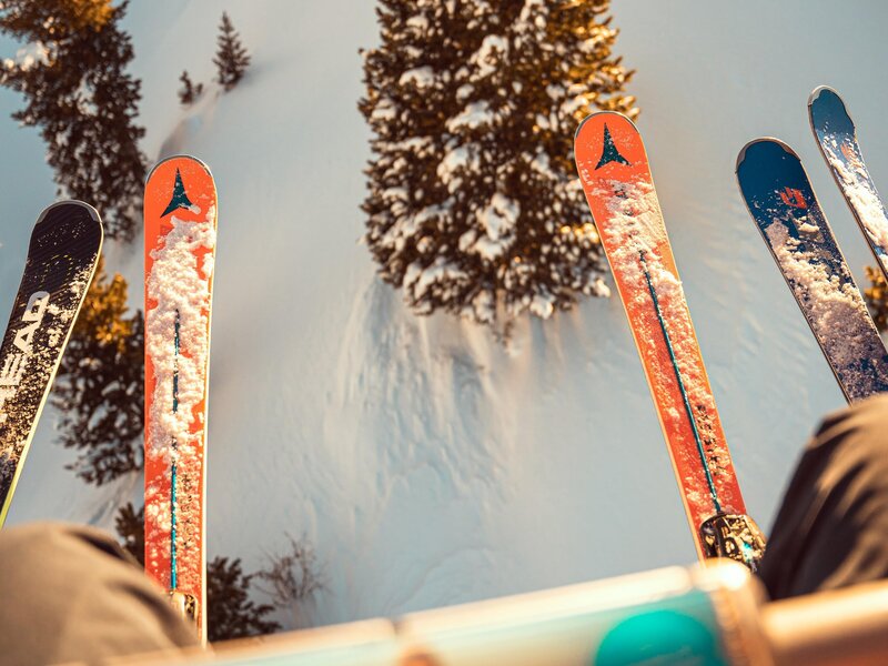 Auf dem Ski-Lift